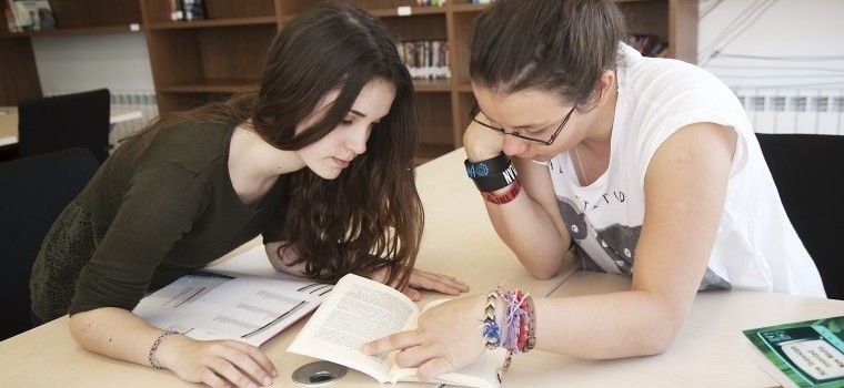 Media Reports on MIUC Resident Scholarships